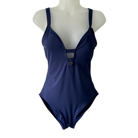 Nip Tuck Swimsuit Womens 6 Blue One Piece Built in Bra Bikini Beachy Pool - Picture 3 of 11